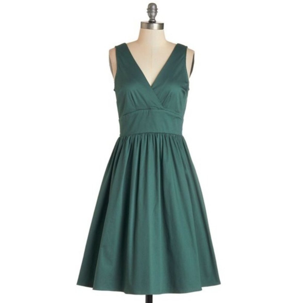 Modcloth | "Lessons in Allure" Emerald Dress